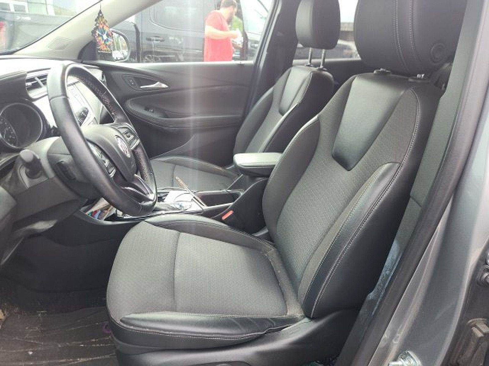 Used 2023 Buick Encore GX Preferred w/ Cold Weather Comfort Package AWD/4WD image 9