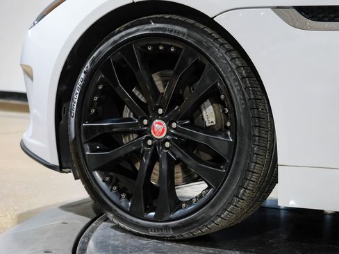 Used 2020 Jaguar F-TYPE Coupe image 49