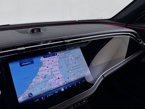 New 2026 Mercedes-Benz E 53 AMG e 4MATIC Sedan image 19