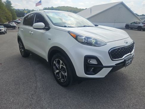 Used 2020 Kia Sportage LX AWD/4WD image 7