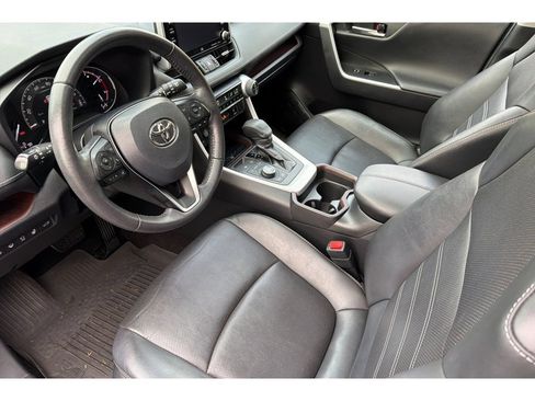 Used 2021 Toyota RAV4 Limited AWD/4WD image 10