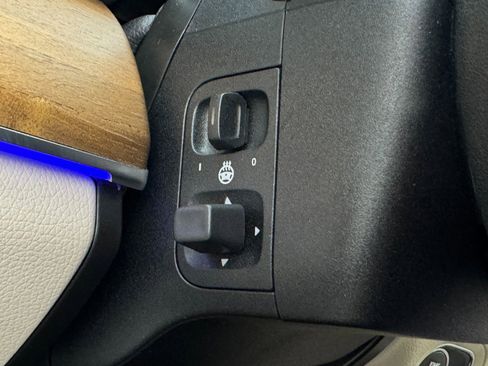 Used 2022 Mercedes-Benz GLS 450 4MATIC image 20