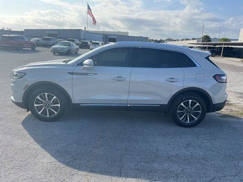 Used 2023 Lincoln Nautilus AWD w/ Premium Package image 6