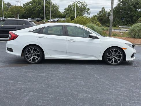 Used 2019 Honda Civic Sport image 8