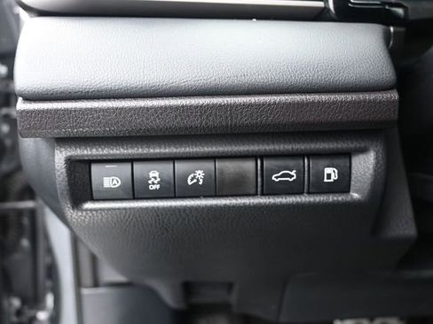 Used 2025 Toyota Camry LE image 20