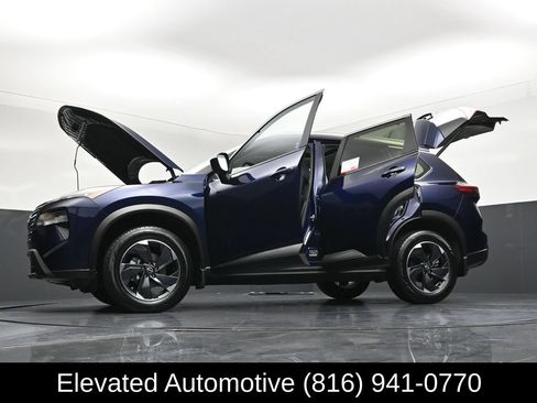 Used 2024 Nissan Rogue SV w/ SV Premium Package AWD/4WD image 37