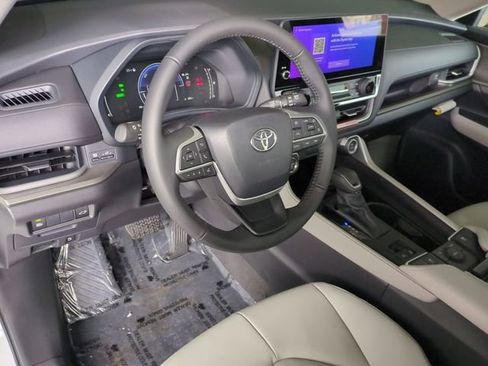 Certified 2026 Toyota Grand Highlander XLE image 12