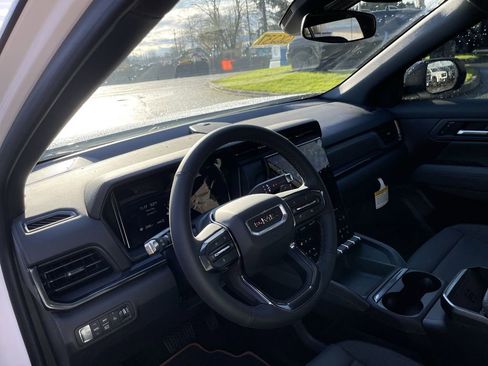 New 2026 GMC Terrain AT4 AWD/4WD image 10
