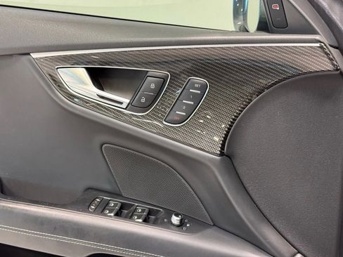 Used 2016 Audi RS 7 Prestige w/ Carbon-Optic Package image 13