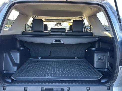 Certified 2019 Toyota 4Runner TRD Off-Road Premium image 32