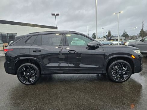 New 2026 Volkswagen Tiguan SE R-Line image 3