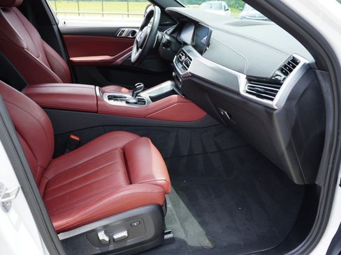 Used 2022 BMW X6 xDrive40i w/ M Sport Package AWD/4WD image 13
