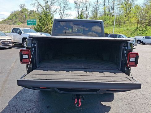 Used 2023 Jeep Gladiator Rubicon w/ LED Lighting Group AWD/4WD image 27