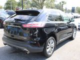 Used 2019 Ford Edge Titanium image 5