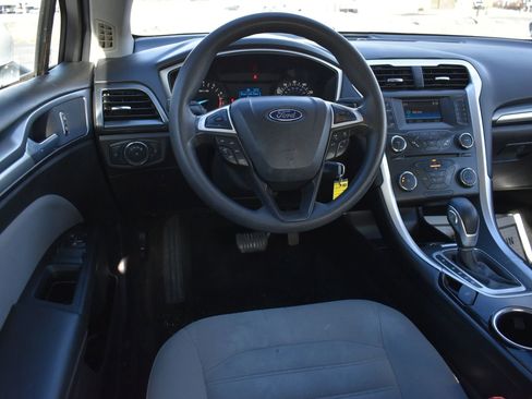 Used 2015 Ford Fusion S image 17