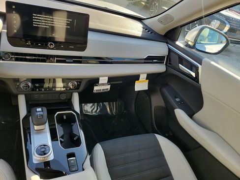 New 2026 Mitsubishi Outlander SE FWD image 18