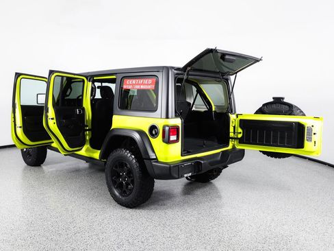 Used 2023 Jeep Wrangler Unlimited Sport AWD/4WD image 15