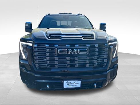 New 2026 GMC Sierra 3500 Denali Ultimate AWD/4WD image 8