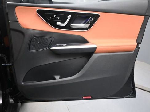 New 2026 Mercedes-Benz GLC 300 image 32