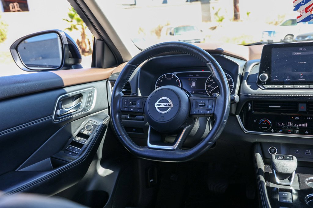 Used 2021 Nissan Rogue SL FWD image 24