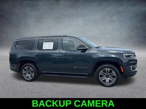 Used 2024 Jeep Wagoneer Series II AWD/4WD image 4