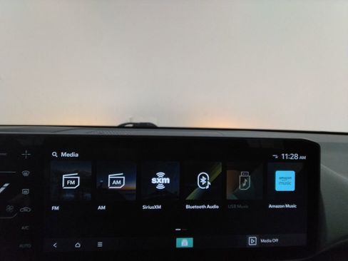 Used 2025 Kia K4 EX image 23