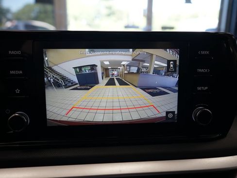 Used 2021 Kia K5 LX FWD image 8