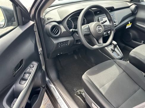 New 2025 Nissan Kicks Play S FWD image 6