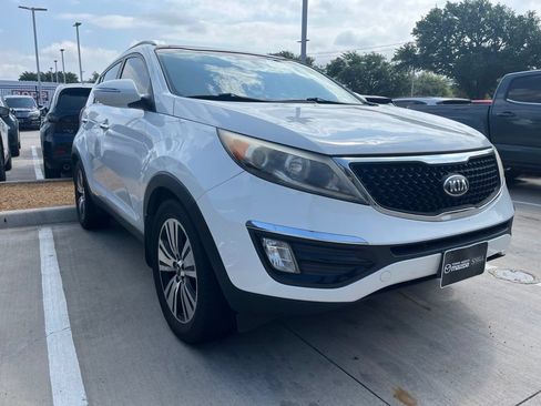 Used 2015 Kia Sportage EX FWD image 2