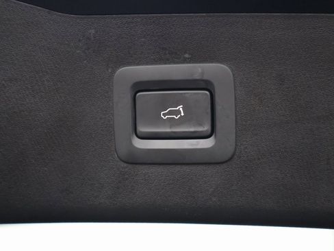 Used 2025 MAZDA CX-5 AWD 2.5 S w/ Preferred Package image 16