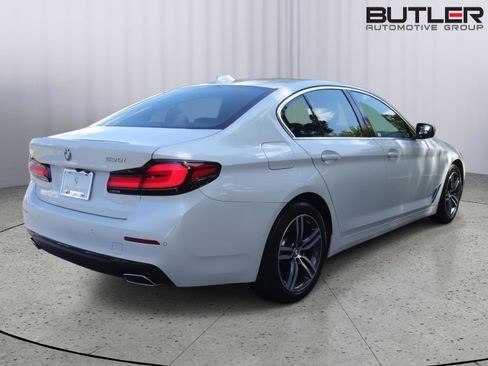Used 2023 BMW 530i w/ Convenience Package RWD image 7
