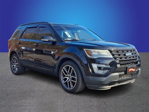 Used 2016 Ford Explorer Sport w/ Equipment Group 401A image 3
