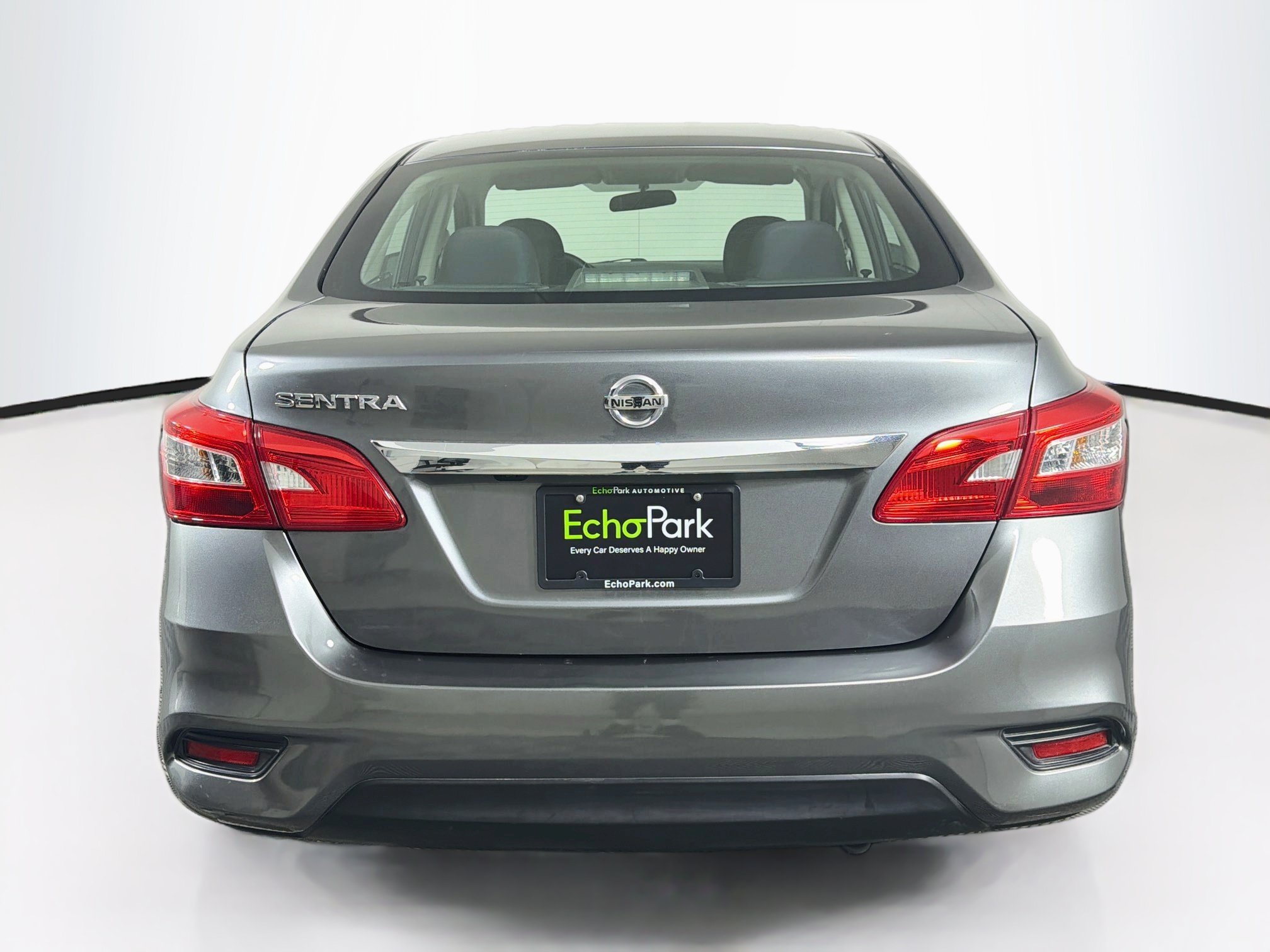 Used 2018 Nissan Sentra S FWD image 7