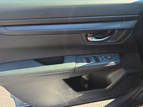 Used 2024 Honda CR-V EX image 25