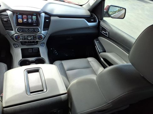 Used 2020 Chevrolet Tahoe LT image 12