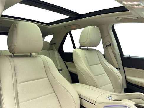 Used 2022 Mercedes-Benz GLE 350 4MATIC w/ AMG Line Exterior image 46