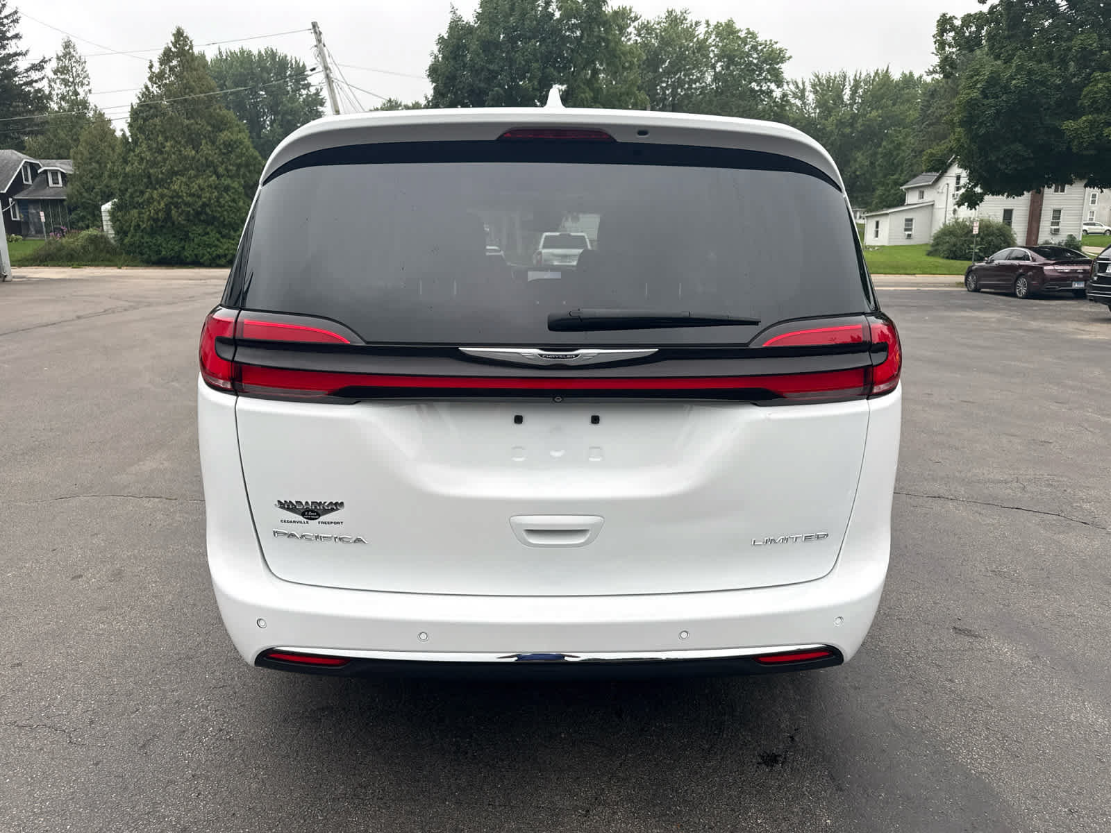 Used 2022 Chrysler Pacifica Limited FWD image 4
