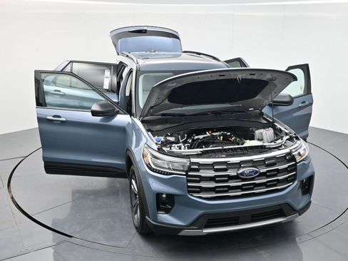 New 2026 Ford Explorer Active AWD/4WD image 58