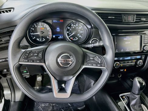 Used 2020 Nissan Rogue Sport SV AWD/4WD image 11