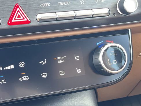 New 2026 Hyundai Palisade Calligraphy FWD image 22