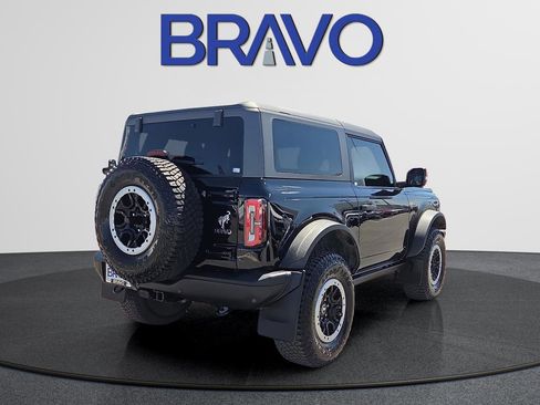 Used 2023 Ford Bronco Badlands w/ Sasquatch Package AWD/4WD image 4