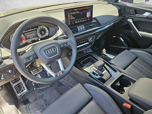Used 2025 Audi SQ5 Prestige AWD/4WD image 12