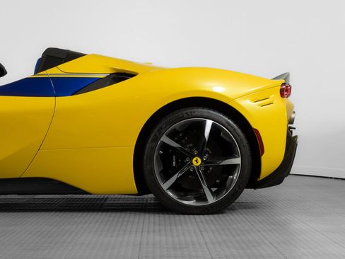 Certified 2023 Ferrari SF90 Spider image 20