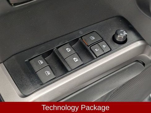 Used 2023 Toyota Tacoma SR5 w/ Technology Package AWD/4WD image 12