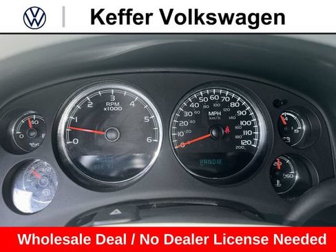 Used 2013 Chevrolet Suburban LT w/ Luxury Package AWD/4WD image 19