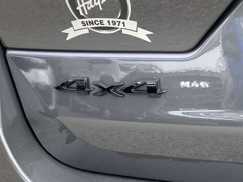 New 2025 Jeep Grand Cherokee Limited w/ Trailer Tow Package image 25