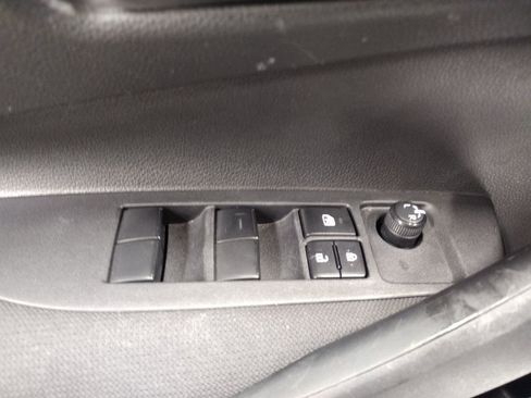 Used 2023 Toyota Corolla LE image 19