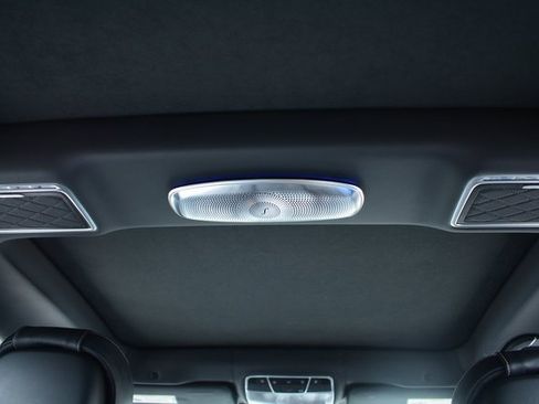 Used 2019 Mercedes-Benz Maybach S 650 image 25