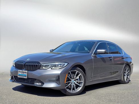 Used 2021 BMW 330i xDrive Sedan w/ Convenience Package AWD/4WD image 1