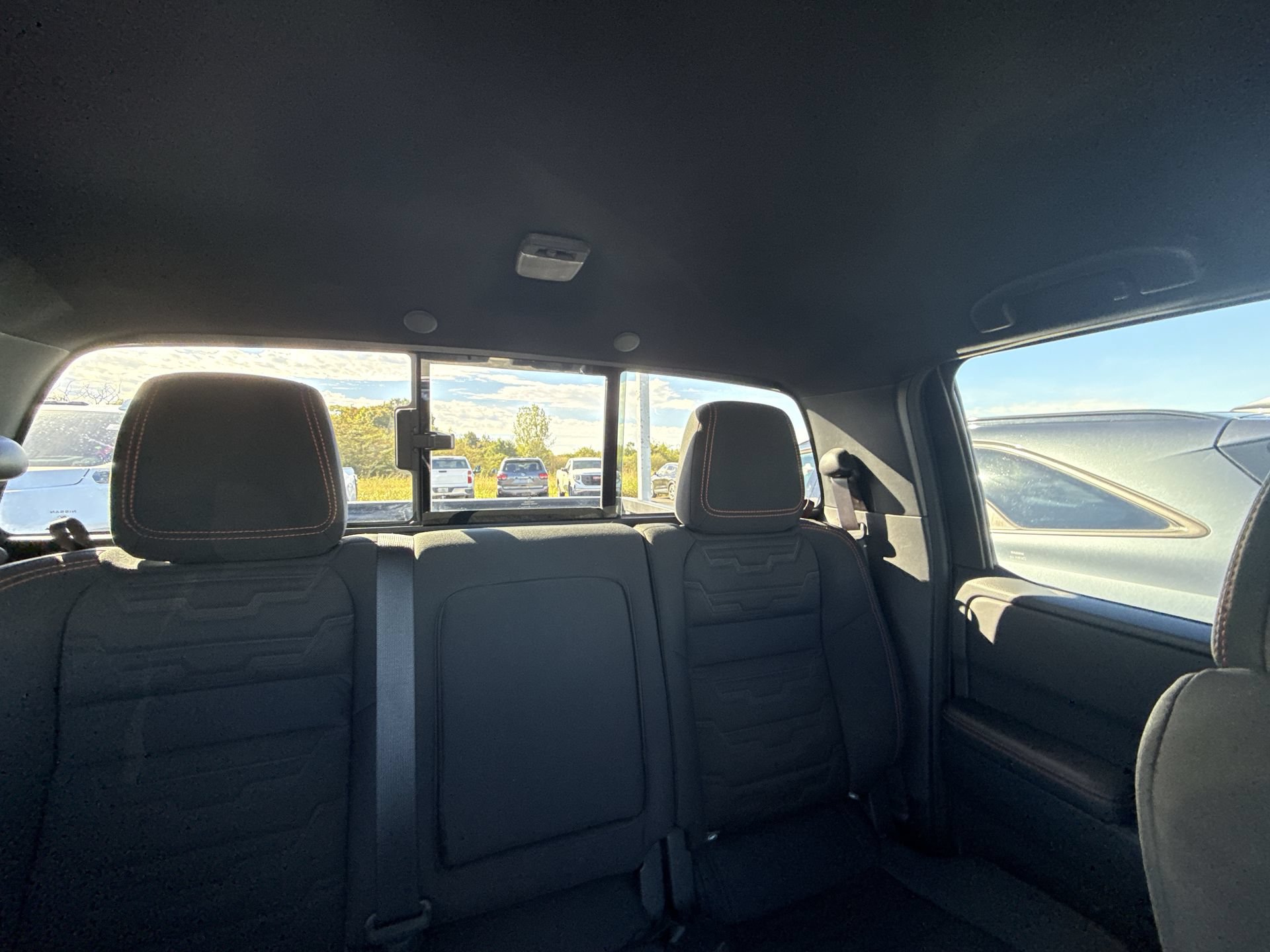 Used 2026 Nissan Frontier PRO-4X AWD/4WD image 14